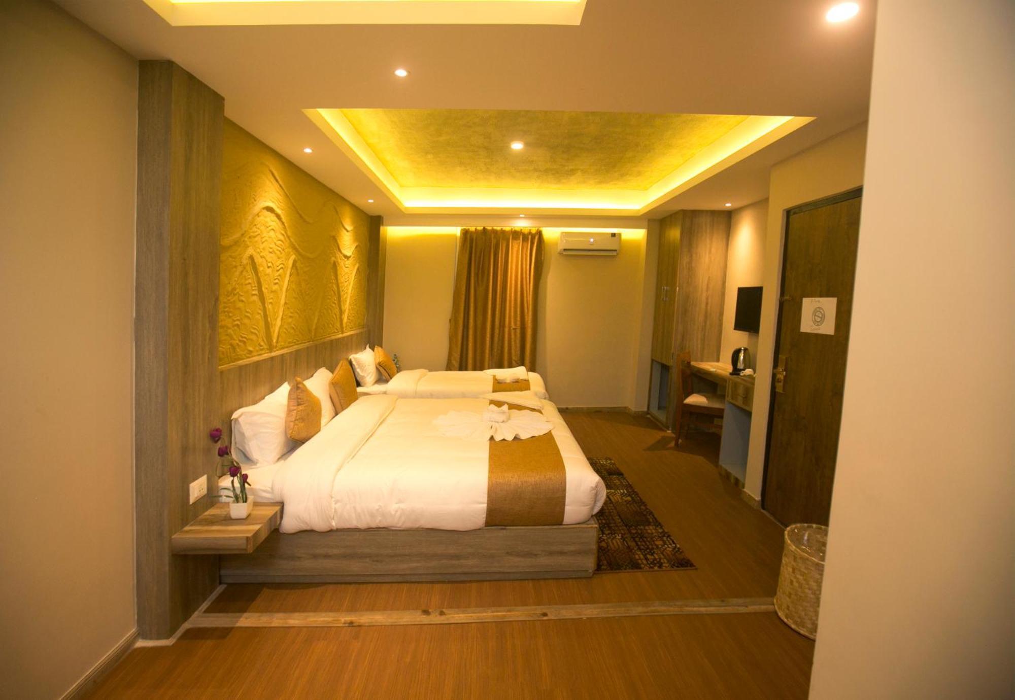 Divya Boutique Inn กาฐมาณฑุ ภายนอก รูปภาพ