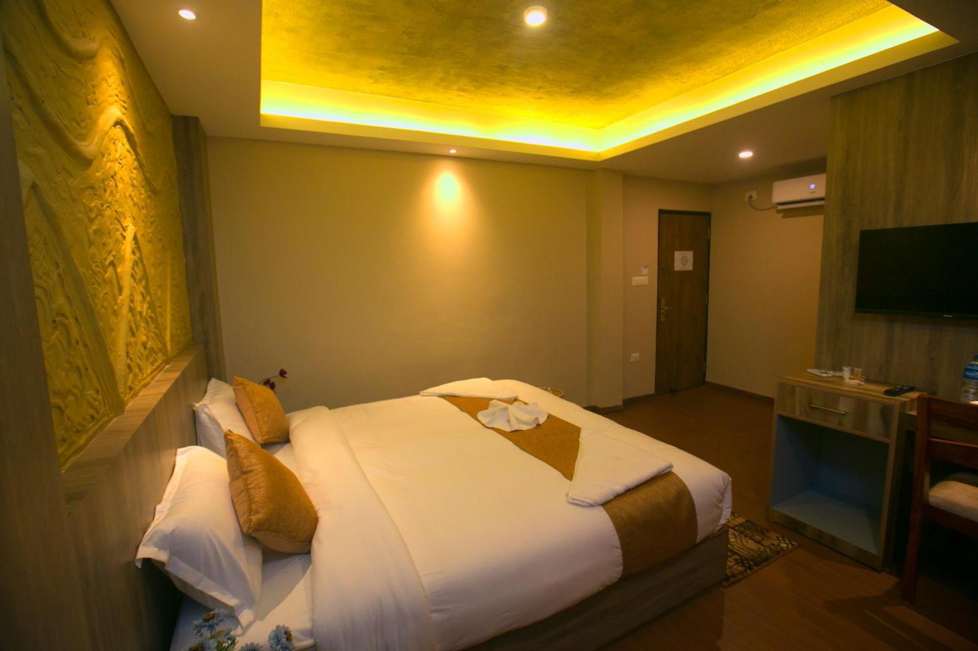 Divya Boutique Inn กาฐมาณฑุ ภายนอก รูปภาพ