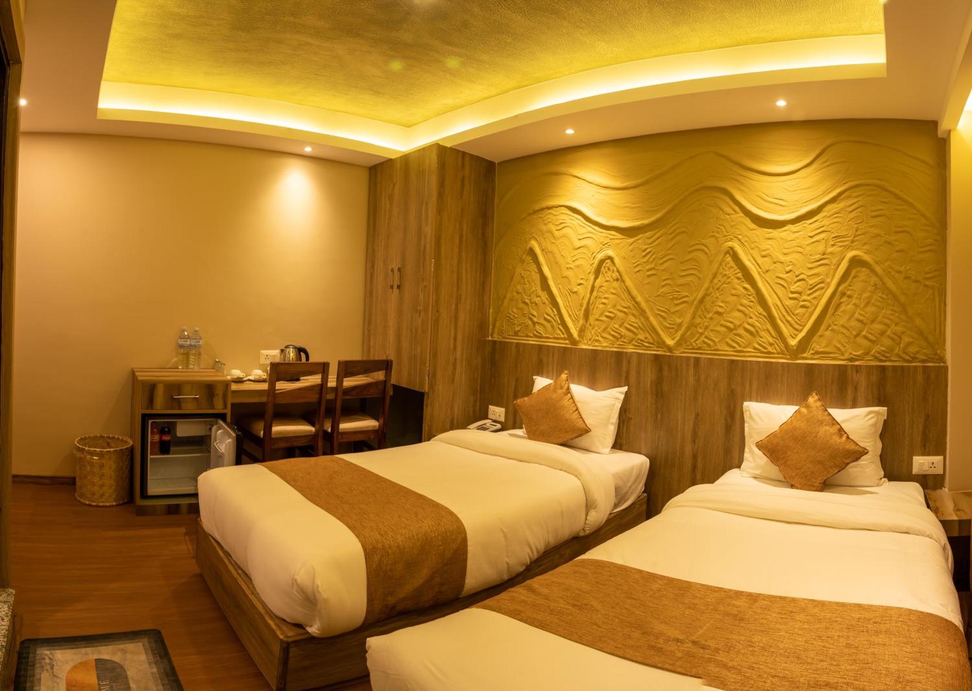 Divya Boutique Inn กาฐมาณฑุ ภายนอก รูปภาพ