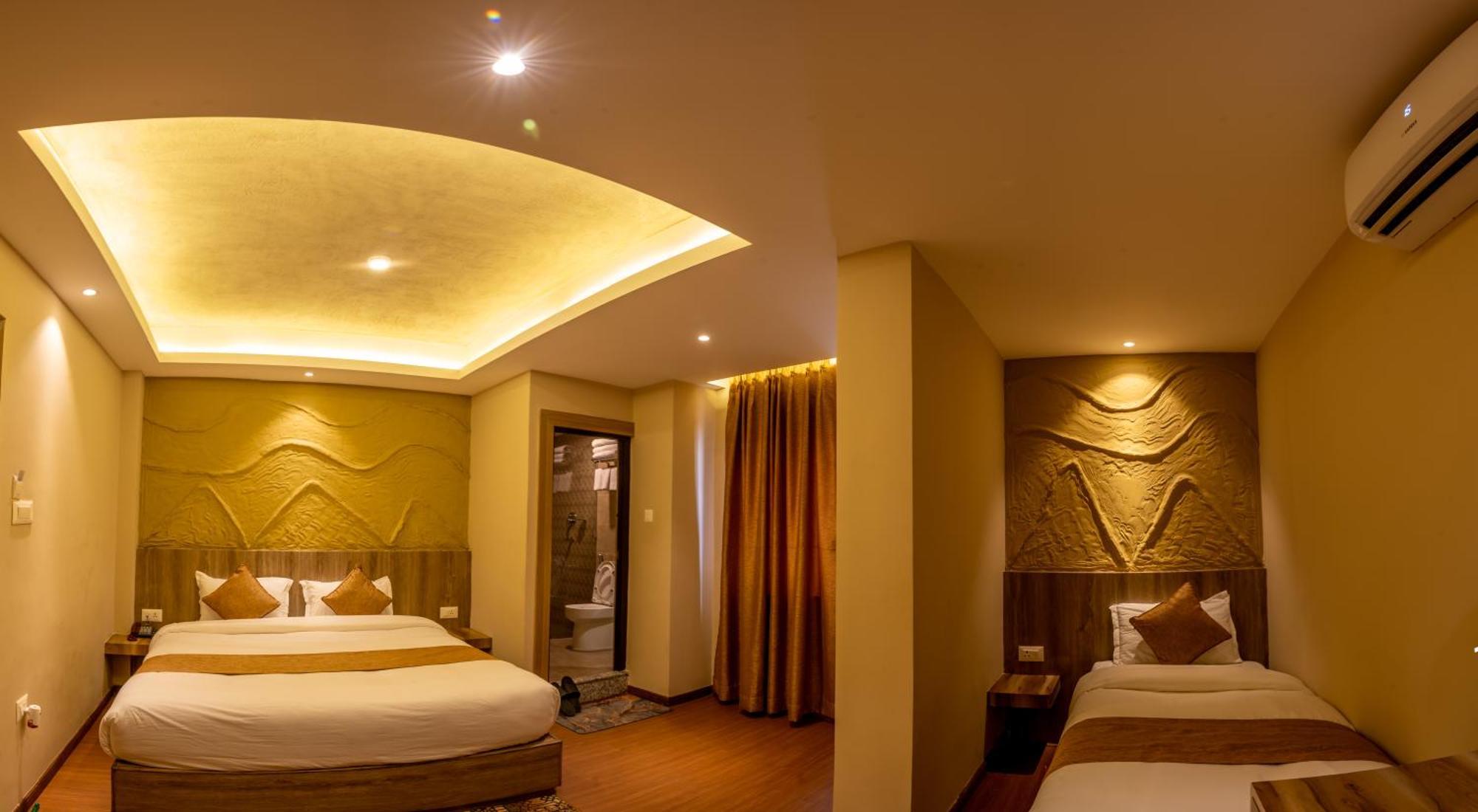 Divya Boutique Inn กาฐมาณฑุ ภายนอก รูปภาพ