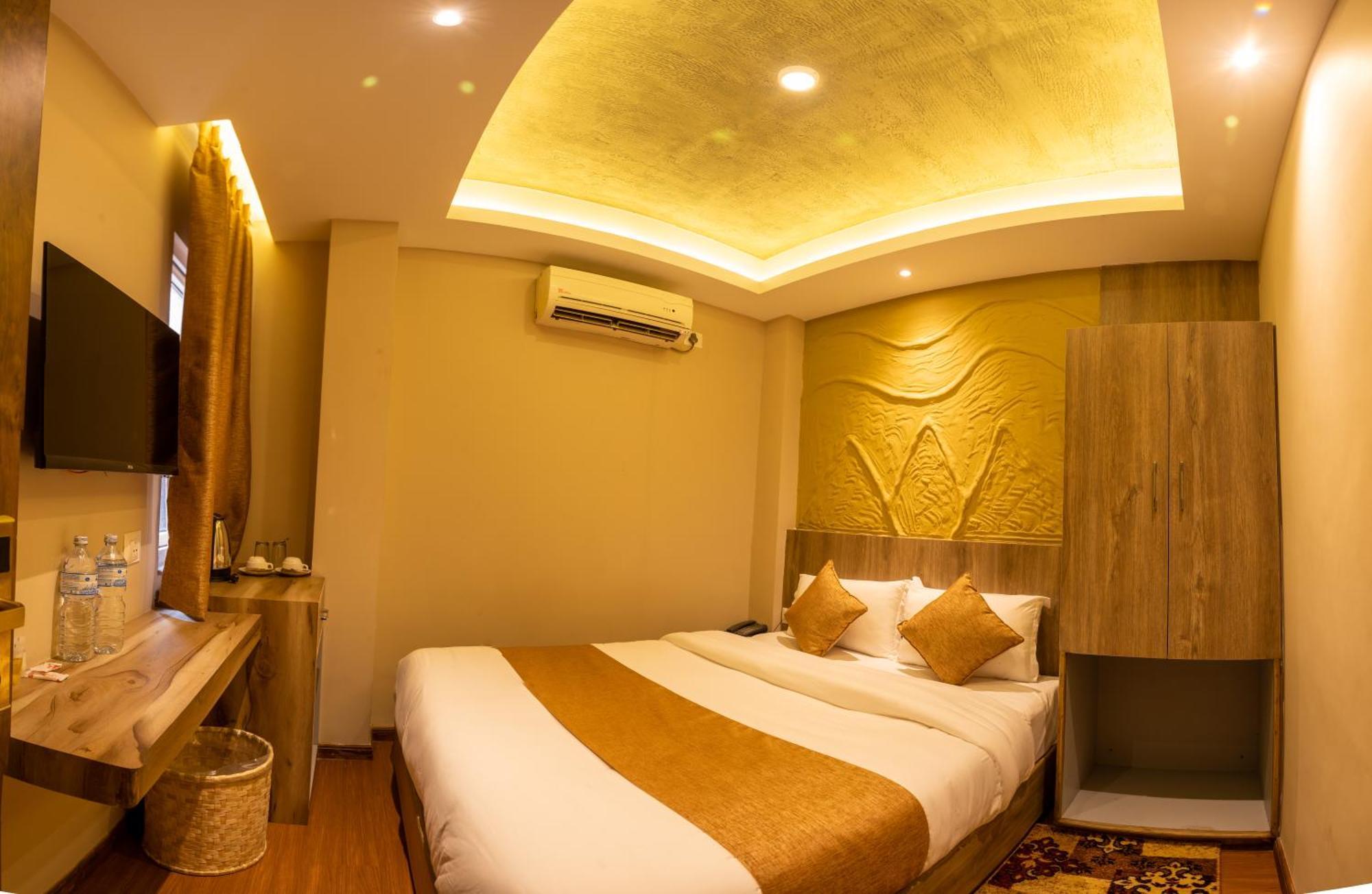 Divya Boutique Inn กาฐมาณฑุ ภายนอก รูปภาพ