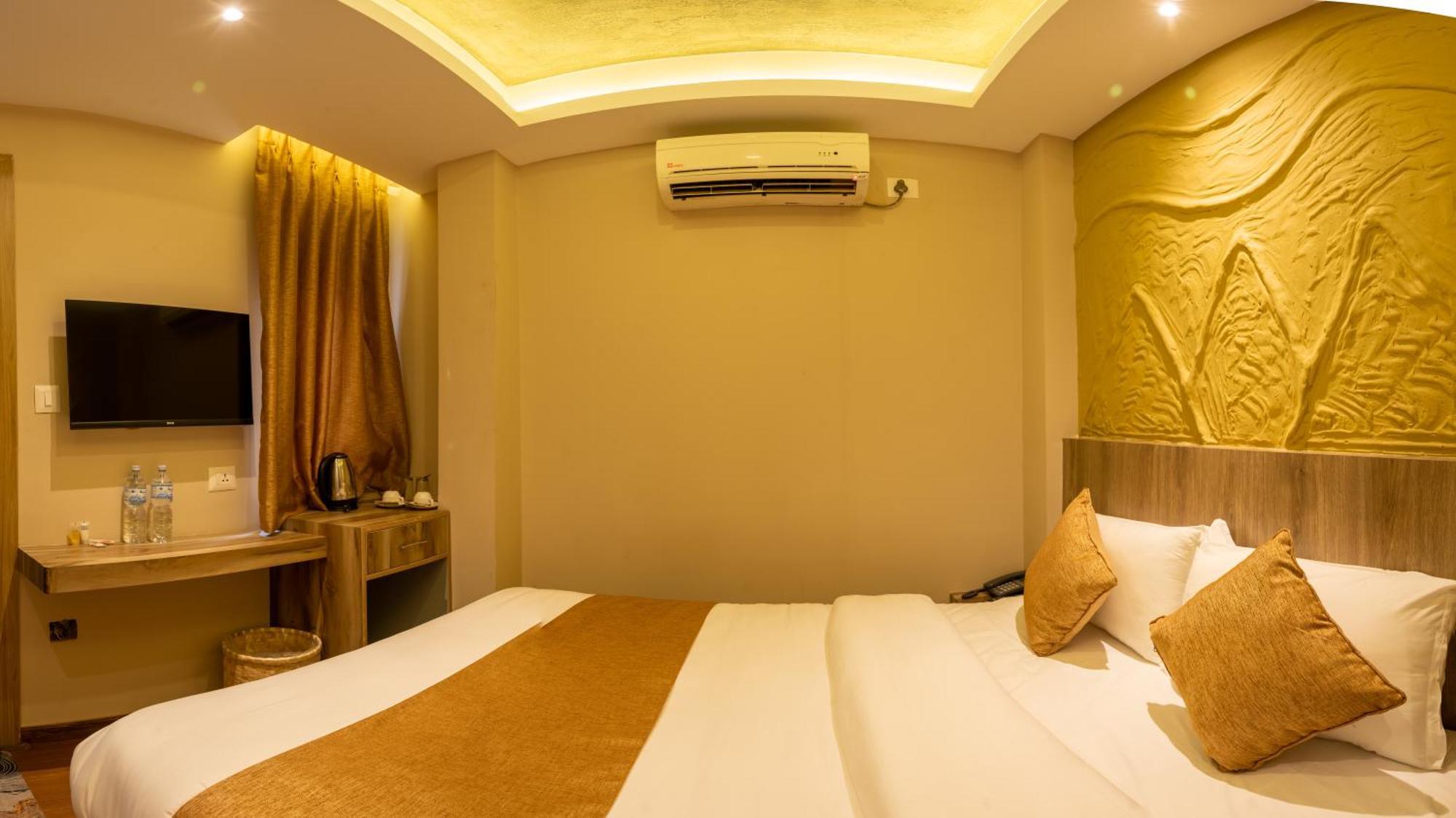 Divya Boutique Inn กาฐมาณฑุ ภายนอก รูปภาพ