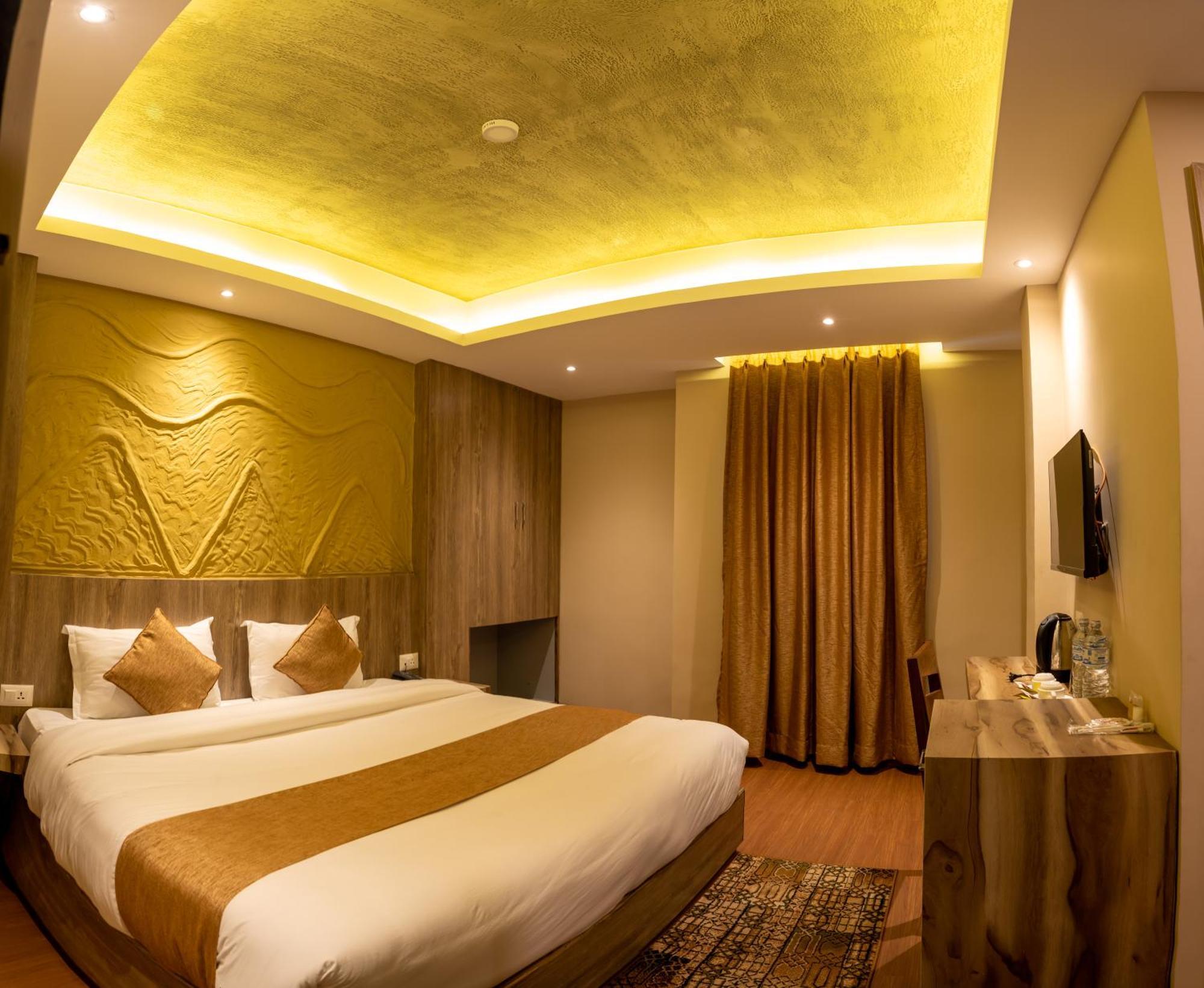 Divya Boutique Inn กาฐมาณฑุ ภายนอก รูปภาพ